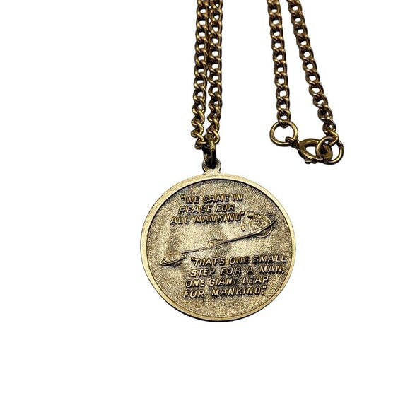 Rare Moonlanding Apollo 11 Commemorative One Small Step Pendant Necklace 22" - Picture 2 of 12